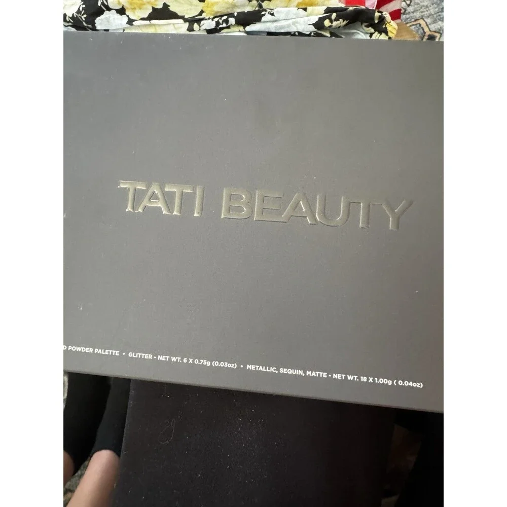 NIB 🔥 Tati Beauty Eyeshadow Palette Volume 1 Textured Neutrals Glitter RARE